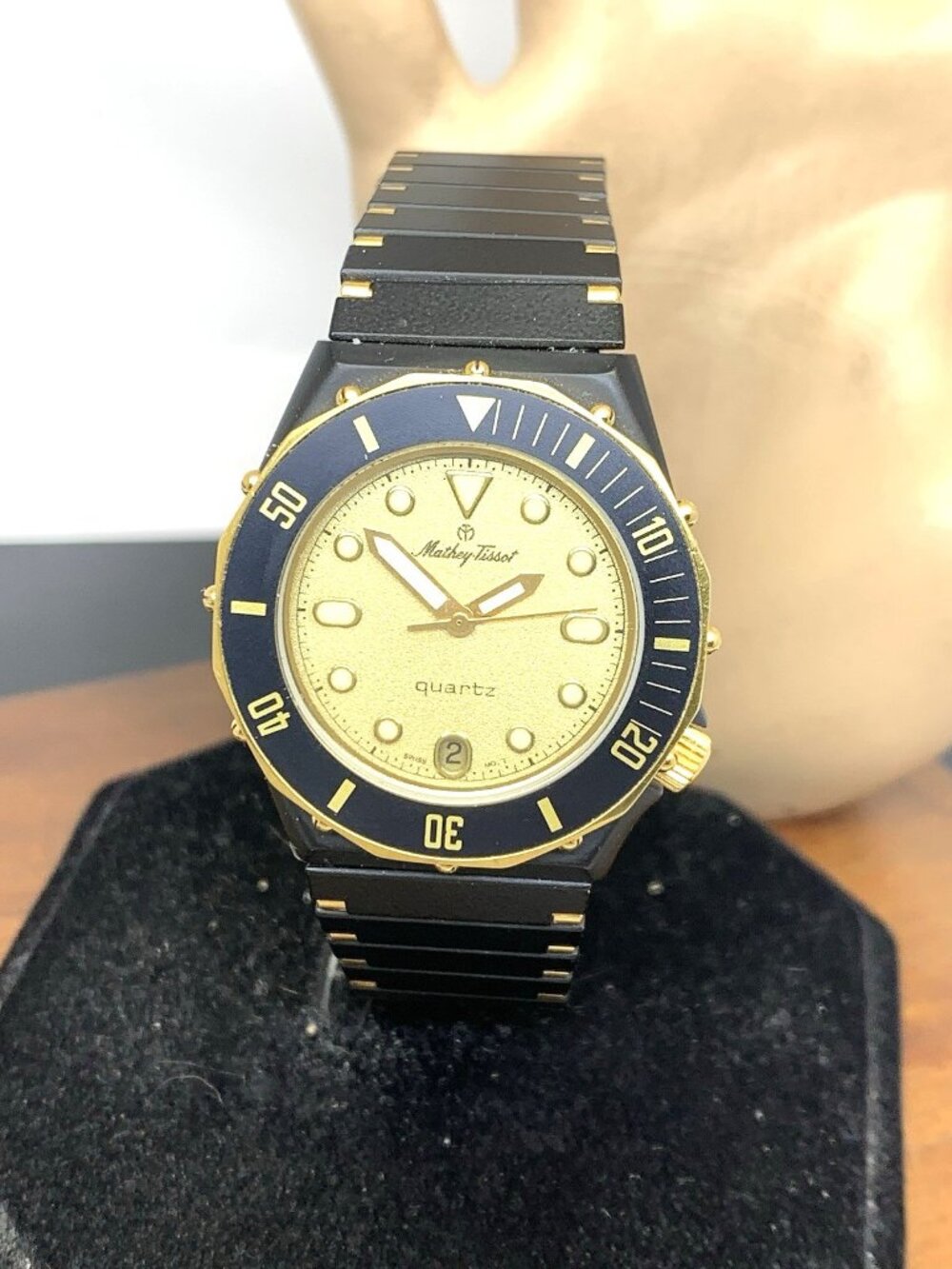 Mathey-Tissot Watch Vintage Diver Swiss Quartz Gold Black Stainless Steel 32.5mm